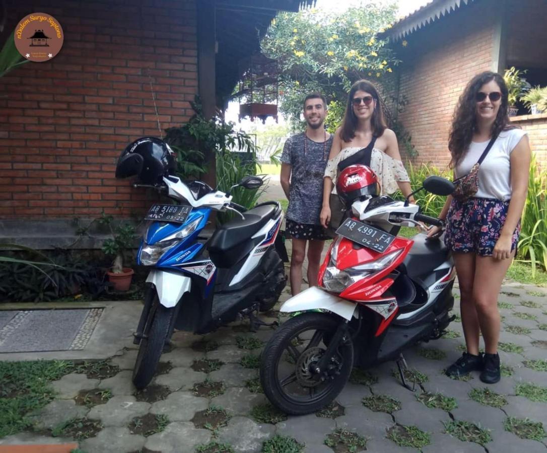 Ndalem Suryo Saptono Guest House Tugu Esterno foto