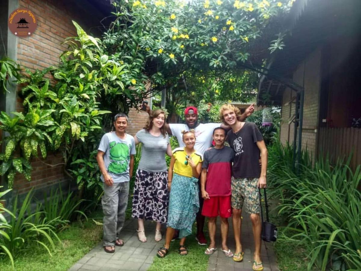 Ndalem Suryo Saptono Guest House Tugu Esterno foto